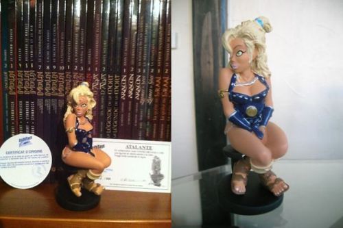 Atalante assise de Crisse par Décotoys (2001).jpg